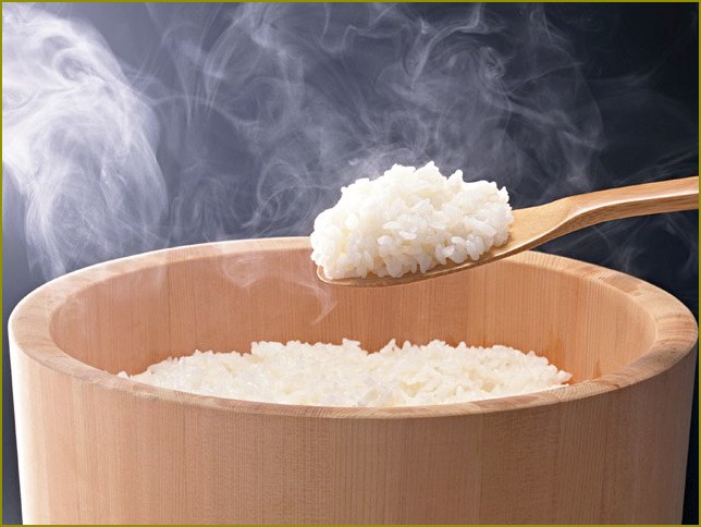 Jak gotować ryż do крабового sałaty
