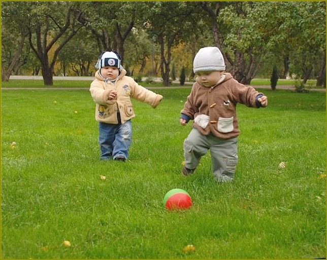 Jak nauczyć dziecko grać w piłkę nożną