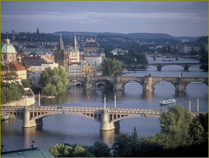 Jak ubiegać się o wizę do Pragi