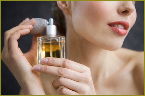 Jak wybrać prawdziwe perfumy