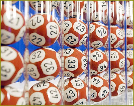 Wygrana w loterii zależy tylko od szczęścia