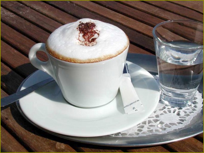 Piankę do cappuccino można uzyskać w domowych warunkach